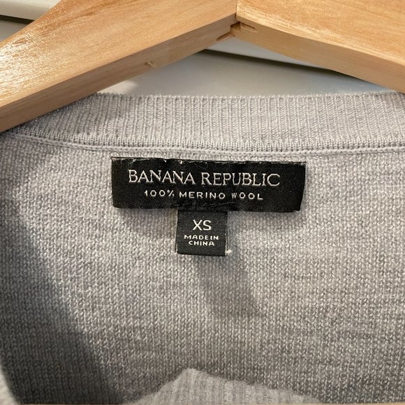 Banana Republic Pullover Grey Sweater - Picture 3 of 6